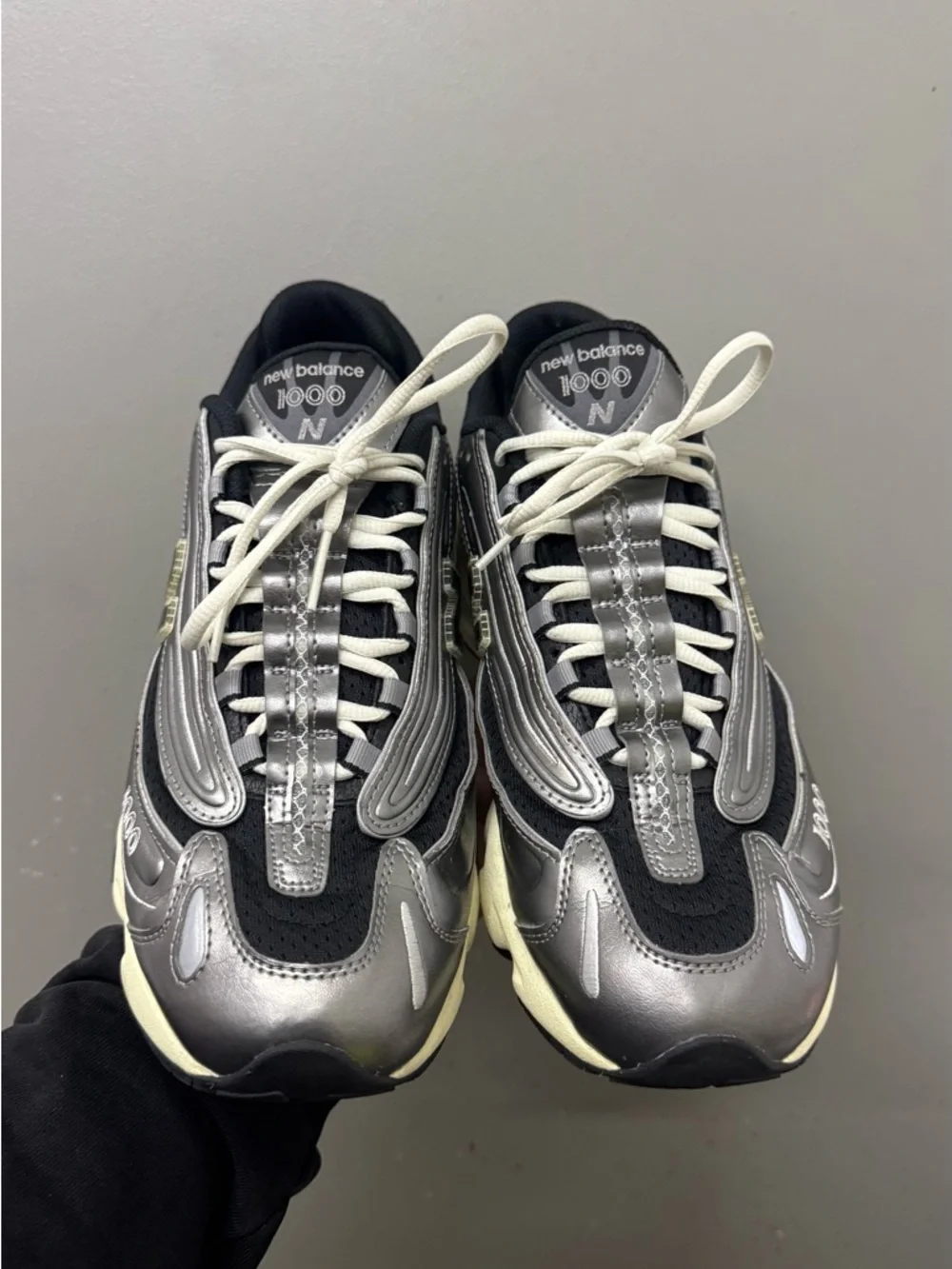 New Balance 1000 Silver Metallic Black Y2K Sneakers Mens Size 10 ABZORB